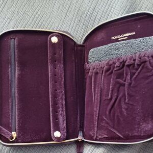 NWT Dolce and Gabbana intense Burgundy Velvet Jewlery Travel case